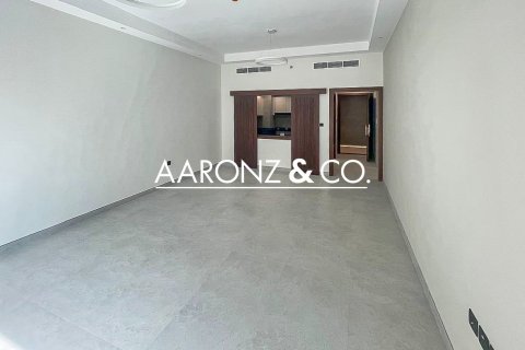 2 bedrooms Apartment  No. 132875 2