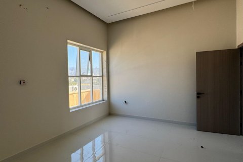 5 bedrooms Villa in Ras Al Khaimah, UAE No. 184178 5