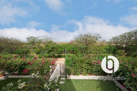 Villa de 3 chambres à Dubai Hills Estate, UAE No. 164528 10