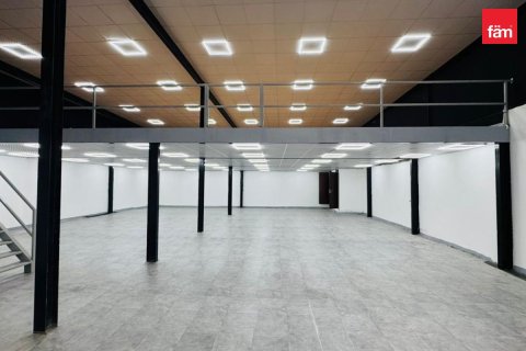182m² Warehouse in Al Quoz, UAE No. 210169