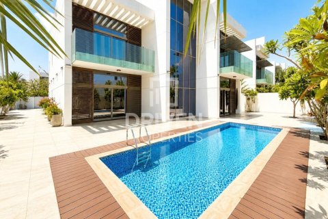 Villa de 5 chambres à District One, UAE No. 206514