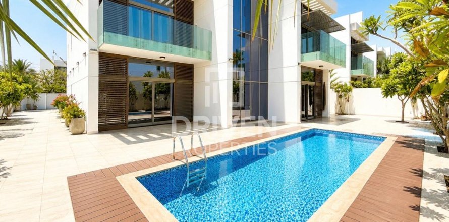 Villa de 5 chambres à District One, UAE No. 206514