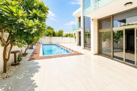 Villa de 5 chambres à District One, UAE No. 206514 4