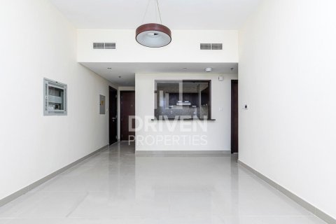 Квартира с 1 спальней в Dubai Sports City, ОАЭ №206515 3