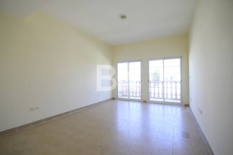 Вилла с 2 спальнями в Jumeirah Village Triangle, ОАЭ №87235 8