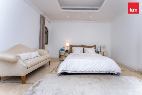 Villa de 4 chambres à Palm Jumeirah, UAE No. 147793 17