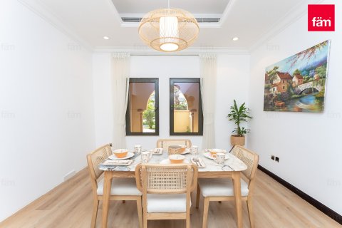 Villa de 4 chambres à Palm Jumeirah, UAE No. 147793 10