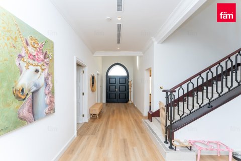 Villa de 4 chambres à Palm Jumeirah, UAE No. 147793 8