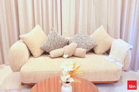 Квартира с 3 спальнями в Даунтаун Дубай (Даунтаун Бурдж Дубай), ОАЭ №141652 13