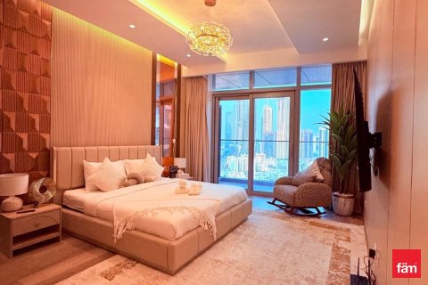 Квартира с 3 спальнями в Даунтаун Дубай (Даунтаун Бурдж Дубай), ОАЭ №141652 15