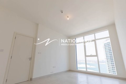 Квартира с 2 спальнями в Абу-Даби, ОАЭ №136123 9