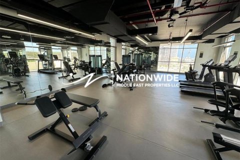Квартира с 2 спальнями в Абу-Даби, ОАЭ №136123 12