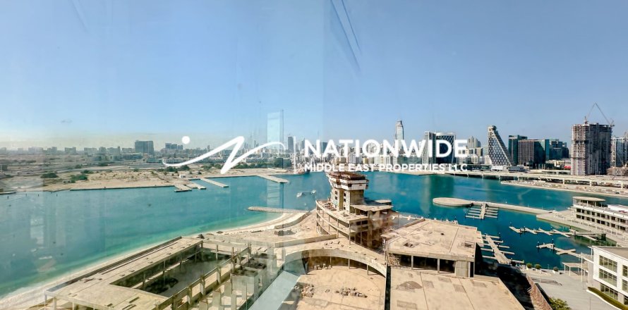 3 bedrooms Apartment in Abu Dhabi, UAE No. 136124