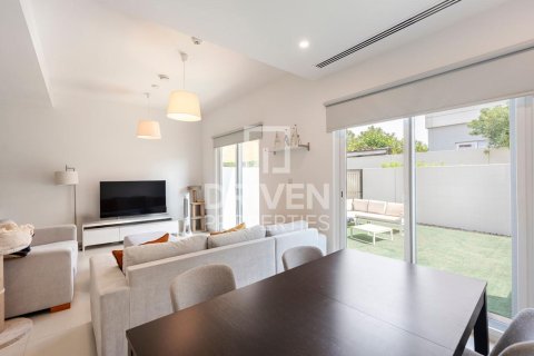 Townhouse de 3 dormitorios  No. 121958 5