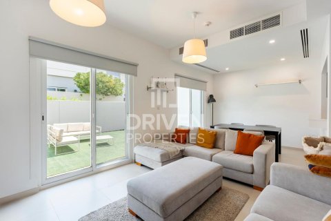 Townhouse de 3 dormitorios  No. 121958 3