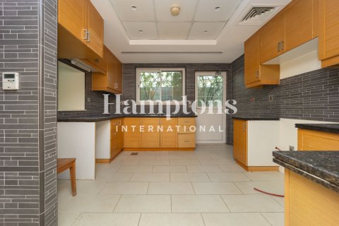 4 bedrooms Villa in Jumeirah Park Homes, UAE No. 200076 11