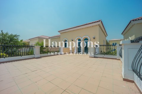 4 bedrooms Villa in Jumeirah Park Homes, UAE No. 200076 7