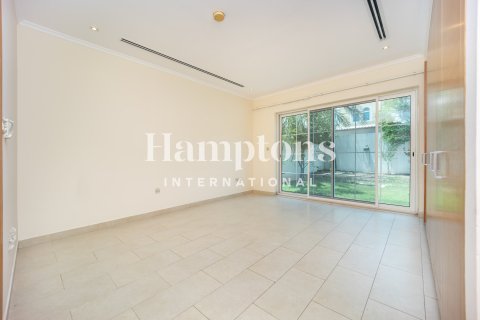 4 bedrooms Villa in Jumeirah Park Homes, UAE No. 200076 10
