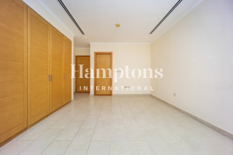 4 bedrooms Villa in Jumeirah Park Homes, UAE No. 200076