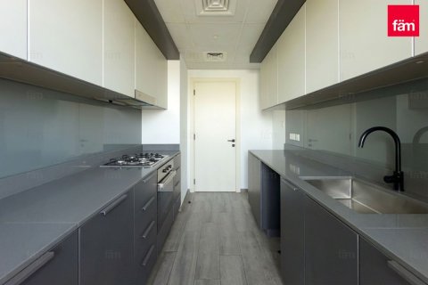 2 bedrooms Apartment in Dubai Production City (IMPZ), UAE No. 200073 24