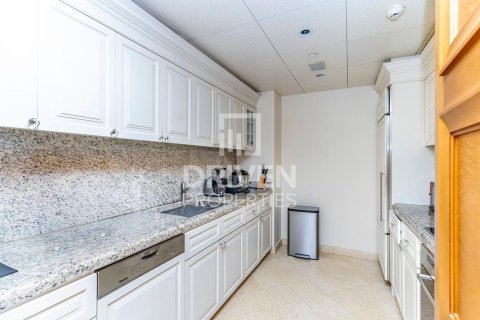 Квартира с 2 спальнями в Даунтаун Дубай (Даунтаун Бурдж Дубай), ОАЭ №138346 10