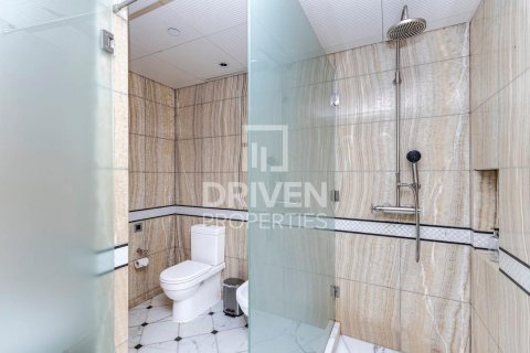 Квартира с 2 спальнями в Даунтаун Дубай (Даунтаун Бурдж Дубай), ОАЭ №138346 15