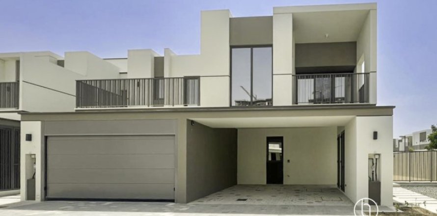 4 bedrooms Villa in Tilal Al Ghaf, UAE No. 134577