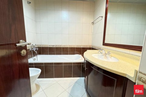 Apartment de 2 dormitorios en Dubai Marina, UAE No. 161888 3