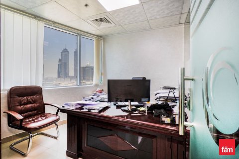 79m² Office in Business Bay, UAE No. 161891