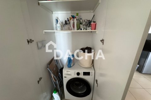 Квартира с 2 спальнями в Zahra Apartments, ОАЭ №162122 5