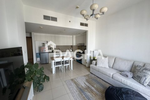 Квартира с 2 спальнями в Zahra Apartments, ОАЭ №162122