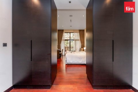 1 bedroom Apartment in Palm Jumeirah, UAE No. 140281 17