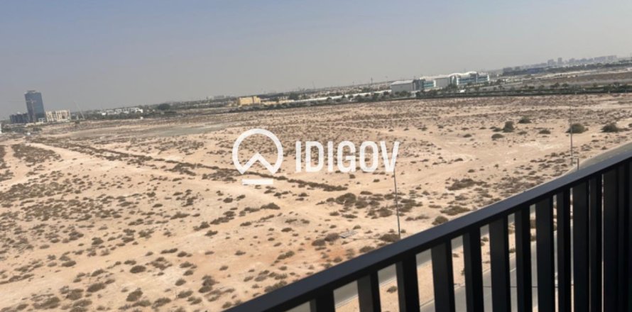 Studio Apartment in Dubai Studio City, UAE No. 184716