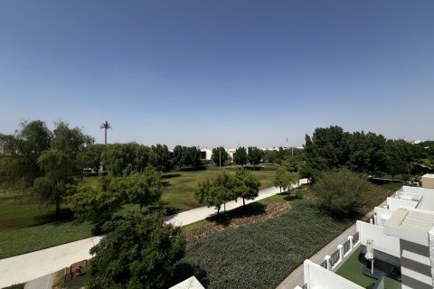 4 bedrooms Villa in Dubai, UAE No. 161060 14
