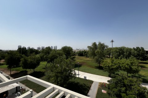 4 bedrooms Villa in Dubai, UAE No. 161060 13