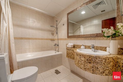 Квартира с 3 спальнями в Дубай Марина, ОАЭ №145453 11