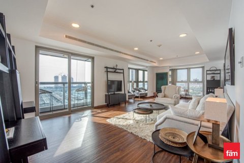 Квартира с 3 спальнями в Дубай Марина, ОАЭ №145453 3