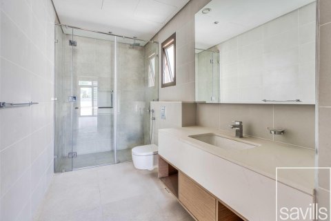 Villa de 4 dormitorios en District One, UAE No. 201042 16