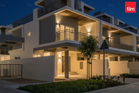 3 bedrooms Townhouse in Dubai, UAE No. 142557 24