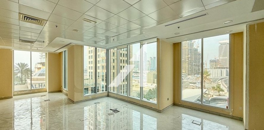115m² Office in Dubai Marina, UAE No. 142272