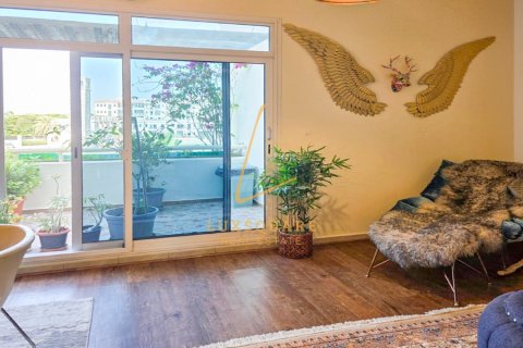 Apartment de 3 dormitorios en Dubai Investment Park, UAE No. 142271 14