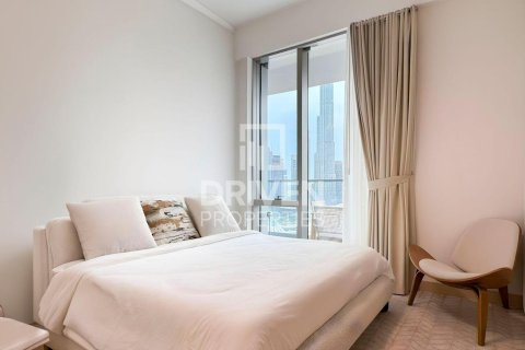 Квартира с 2 спальнями в Vida Residences Dubai Mall, ОАЭ №192418 6