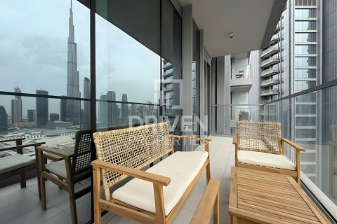 Квартира с 2 спальнями в Vida Residences Dubai Mall, ОАЭ №192418 13