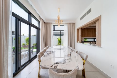 Villa de 5 dormitorios en Dubai South (Dubai World Central), UAE No. 183315 9