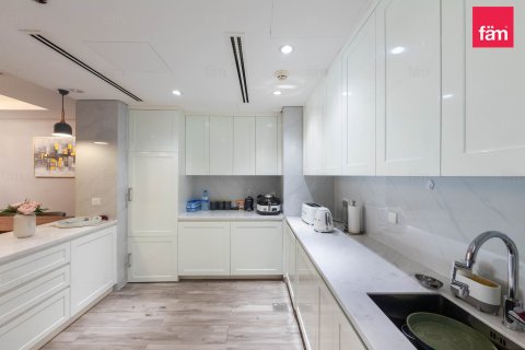 1 bedroom Apartment in Downtown Dubai (Downtown Burj Dubai), UAE No. 210234 10