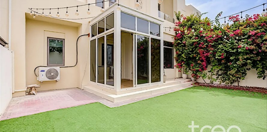 Townhouse de 4 dormitorios en Mira Oasis 2, UAE No. 206131
