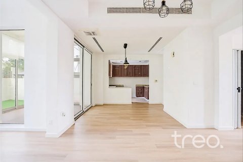 Townhouse de 4 dormitorios en Mira Oasis 2, UAE No. 206131 4