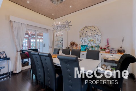 Villa de 5 chambres à Meadows 1, UAE No. 74331 9