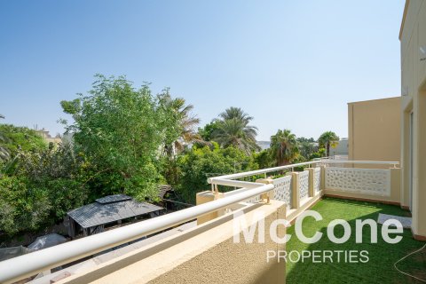 Villa de 5 chambres à Meadows 1, UAE No. 74331 28