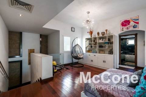 Villa de 5 chambres à Meadows 1, UAE No. 74331 12